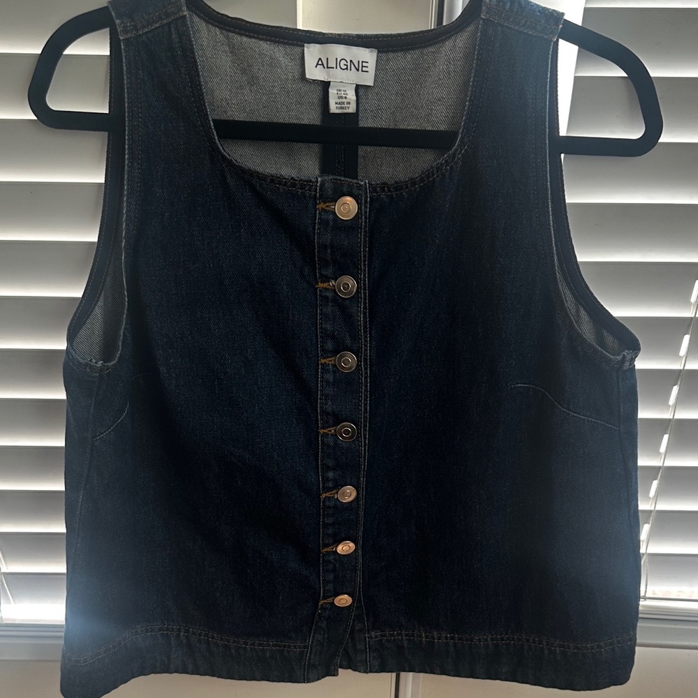ALIGNE Women's Dark Denim Button-Front Tank Top